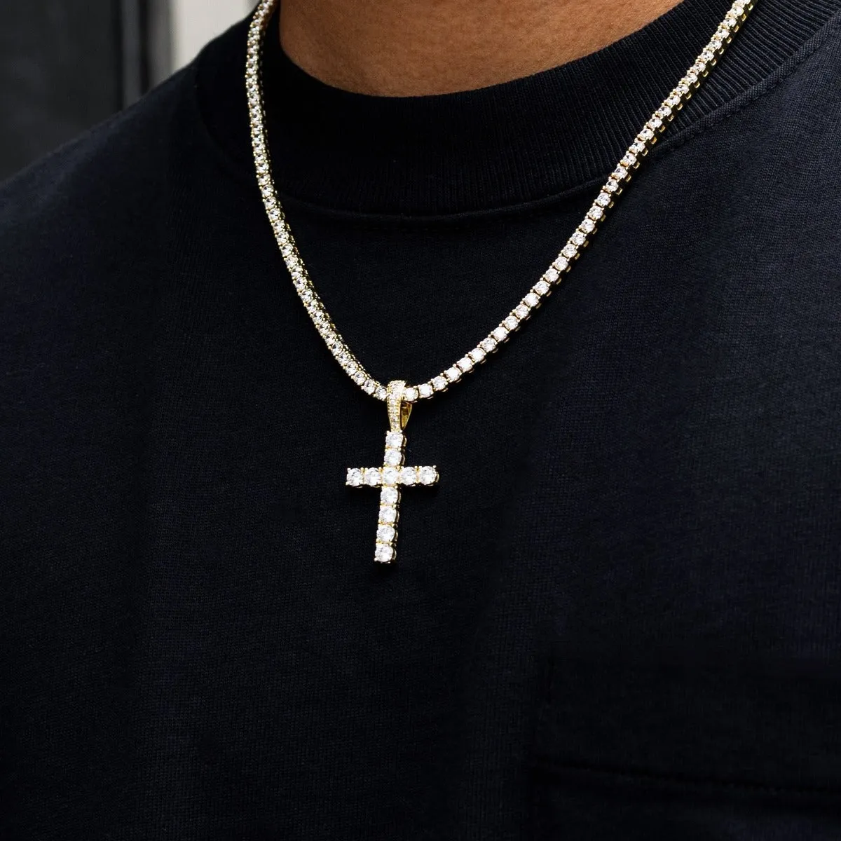 Diamond Cross in Yellow Gold