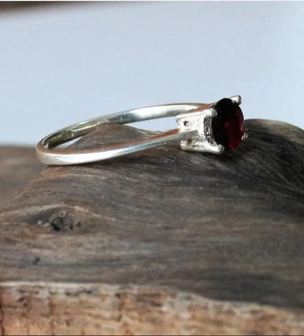 Garnet Mini Statement 925 Sterling Silver Handmade Ring