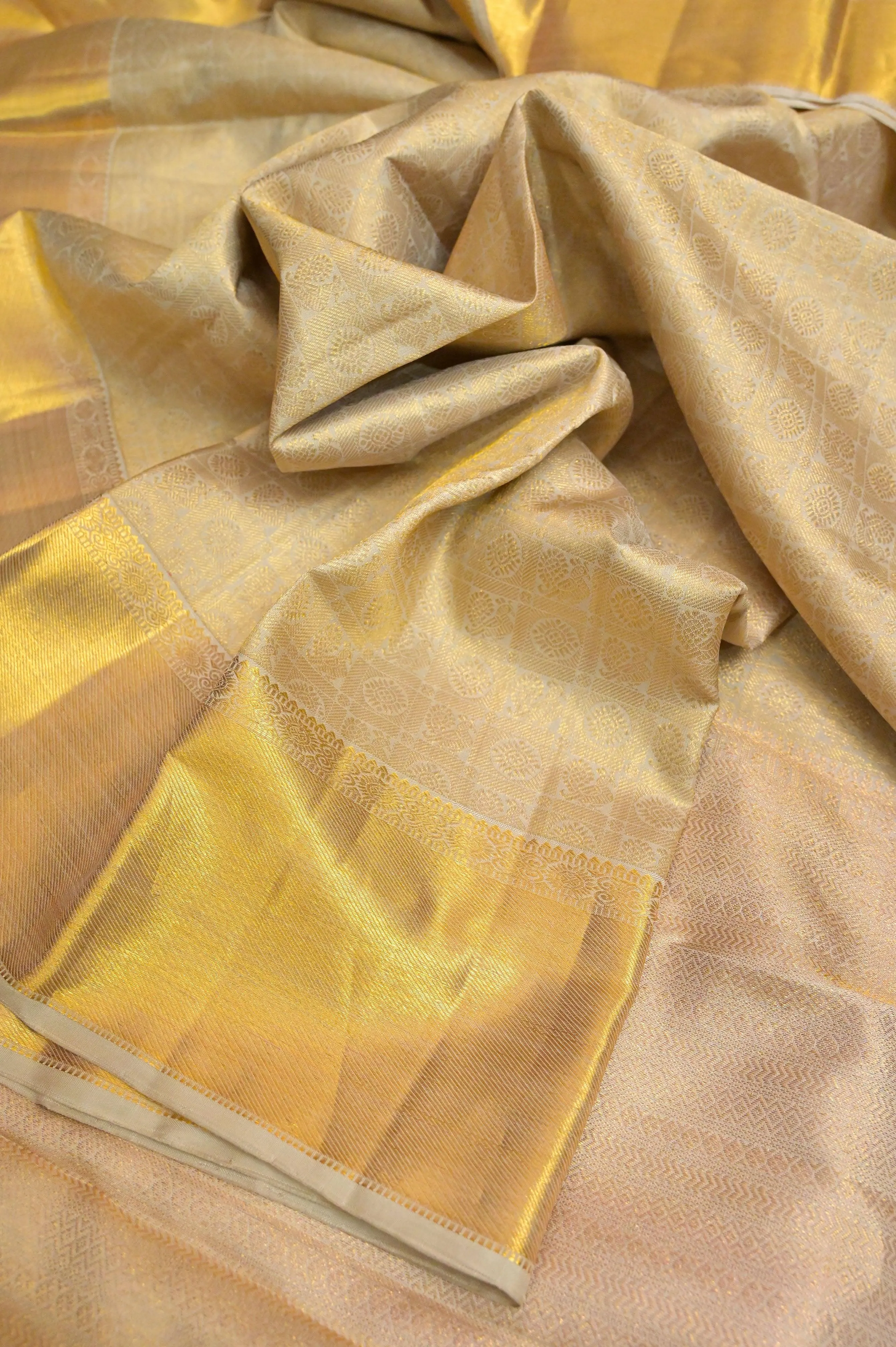 Golden Color Pure Kanjeevaram Silk Saree with Pure Gold Zari with Self-Weaving