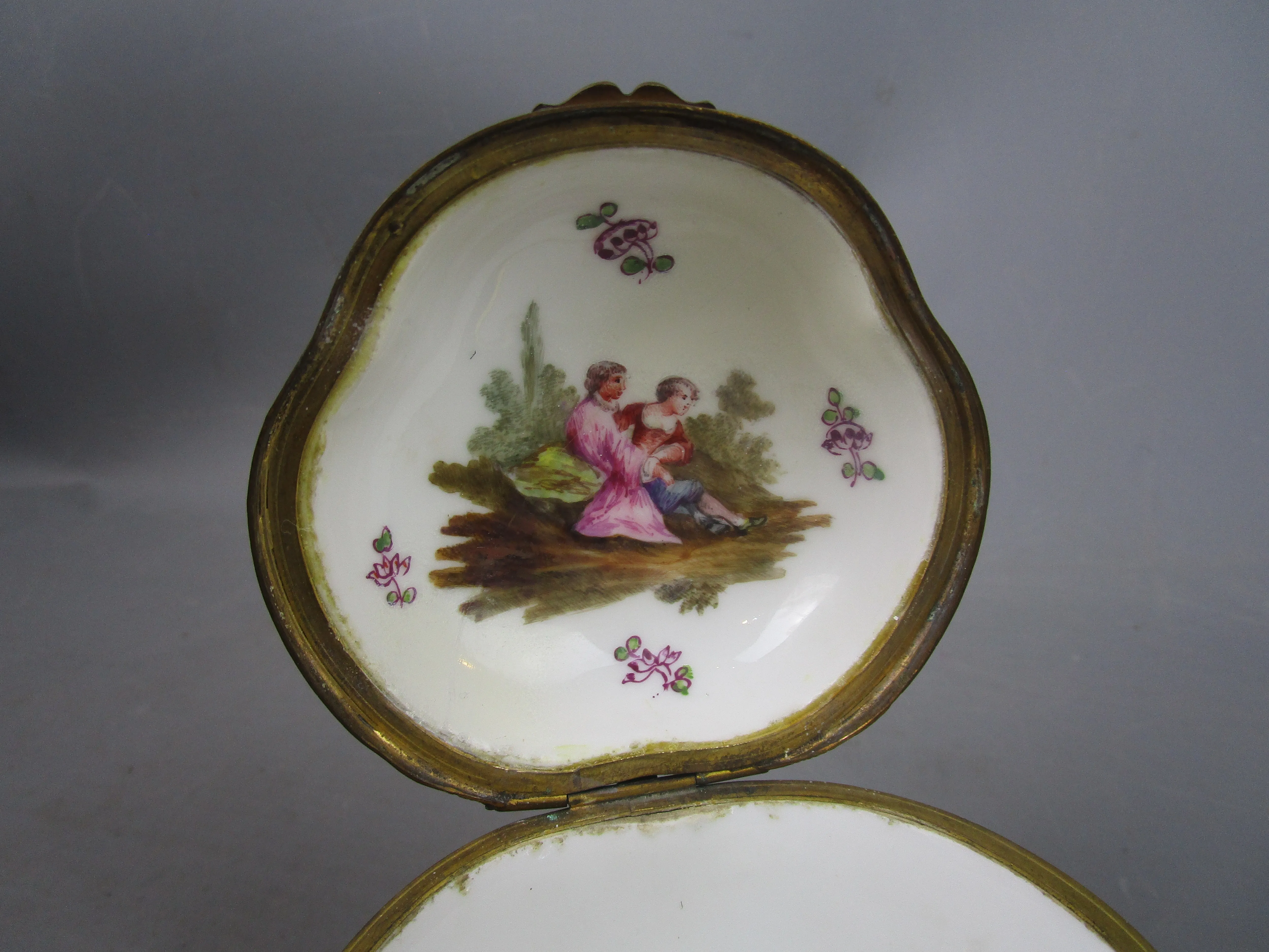 Hand Painted Continental Porcelain Box & Cover With Classical Figure Decoration Antique c1860