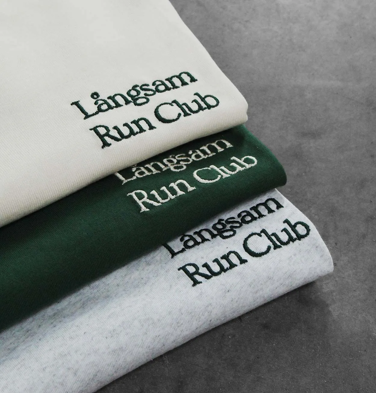 Lngsam Run Club Embroidered Logo T-Shirt in White