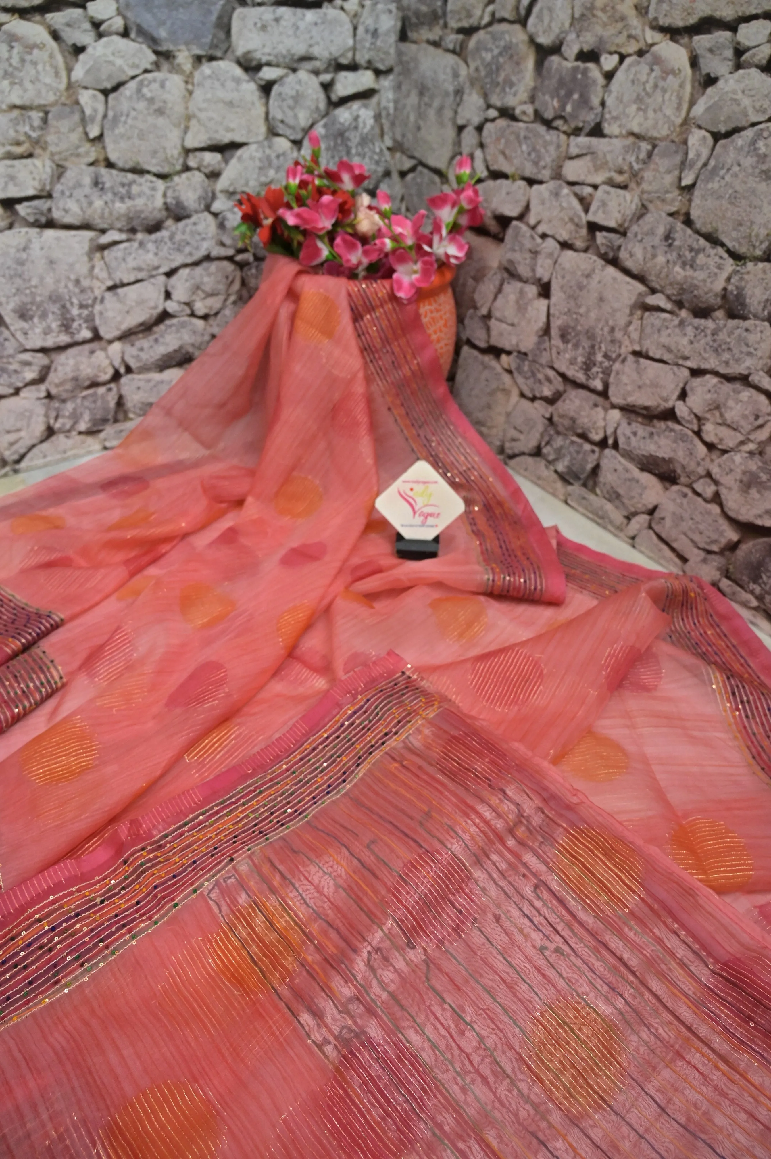 Magenta and Pink Color Dual-Tone Organza Banarasi Saree with Hand Brushing Technique and Hand Knots