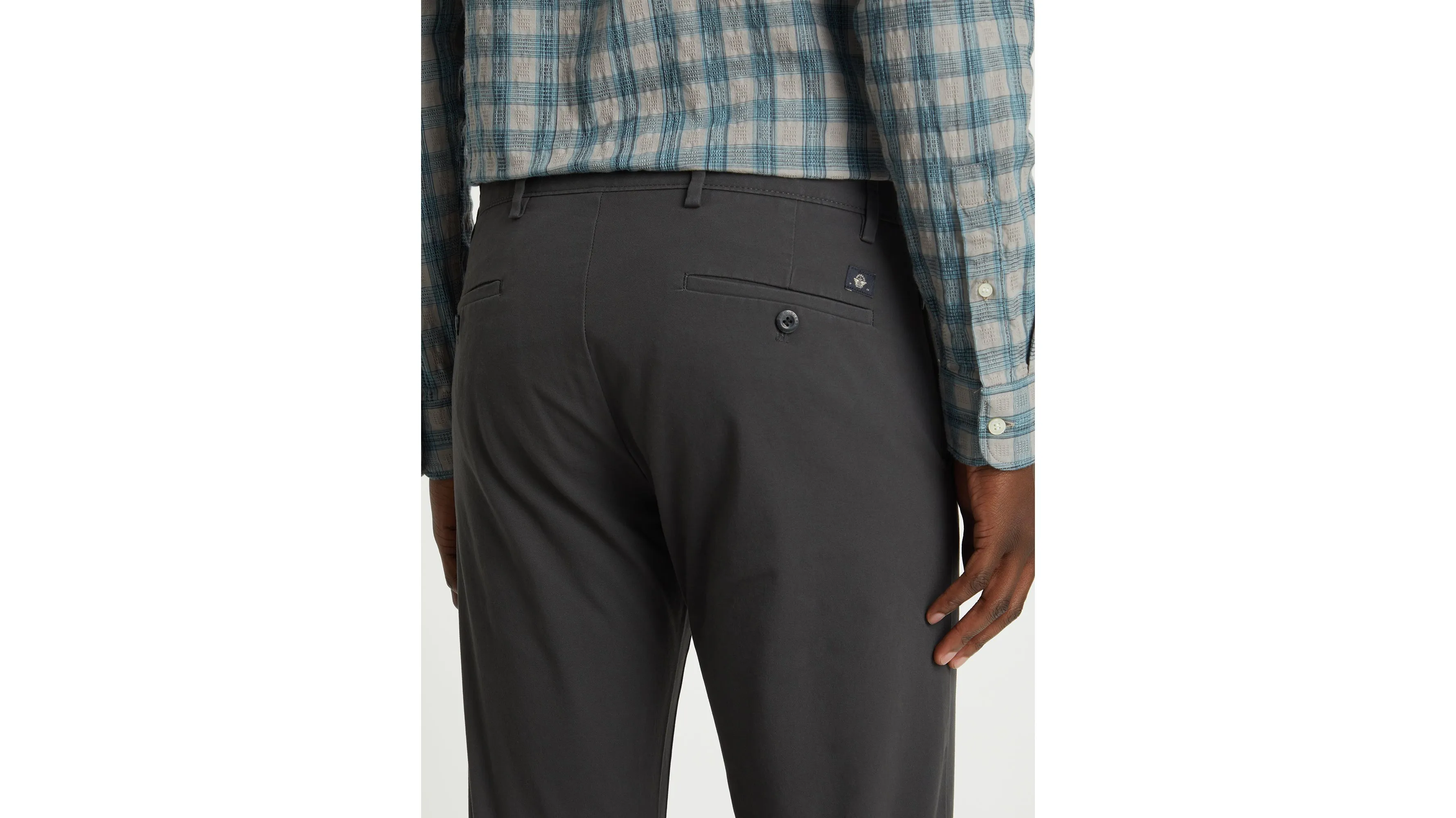 Men's Slim Tapered Fit Smart 360 Flex Alpha Chino Pants