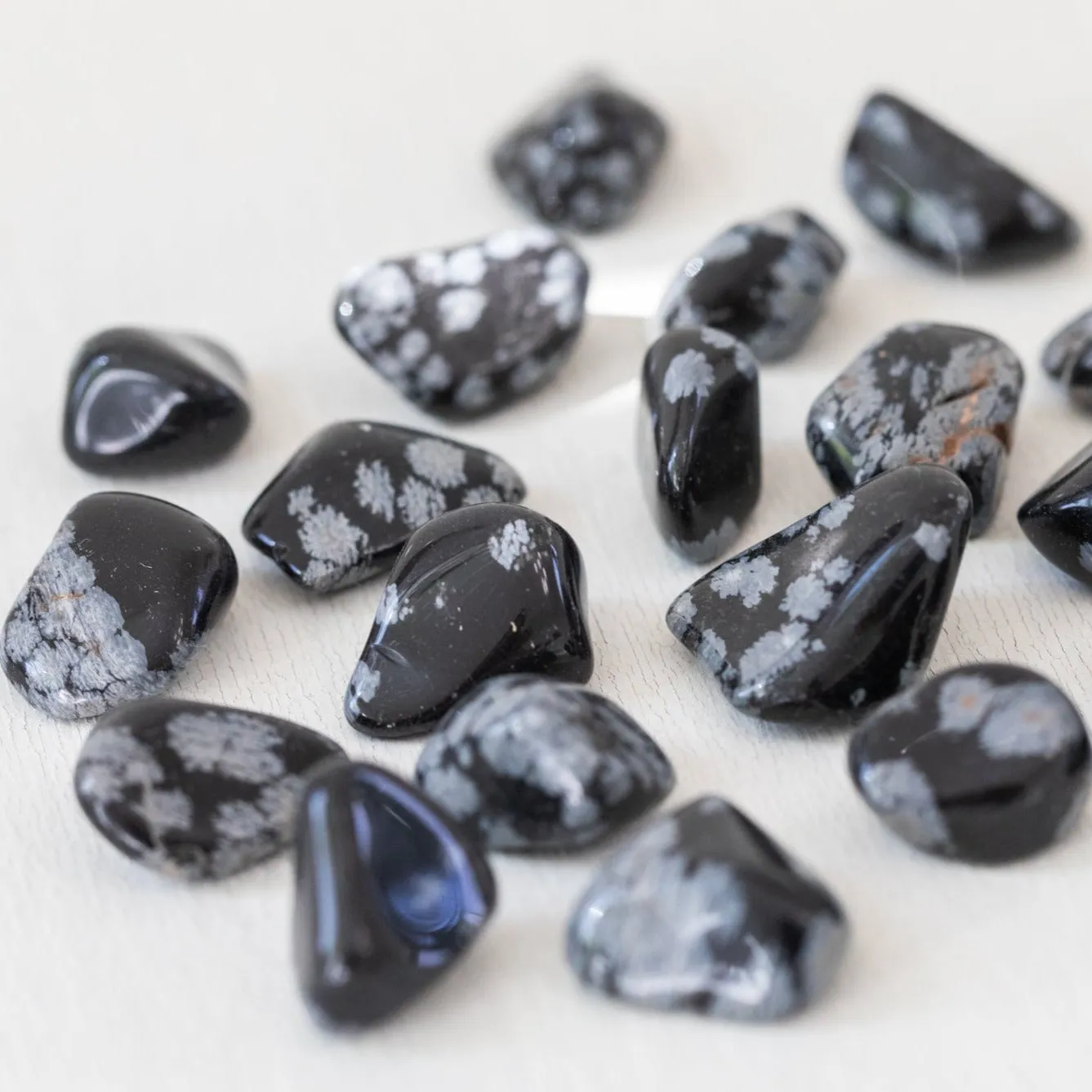 Obsidian - Snowflake, Tumbled