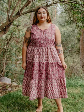 Thais Tiered Sleeveless Plus Size Dress - Magenta Vine Floral