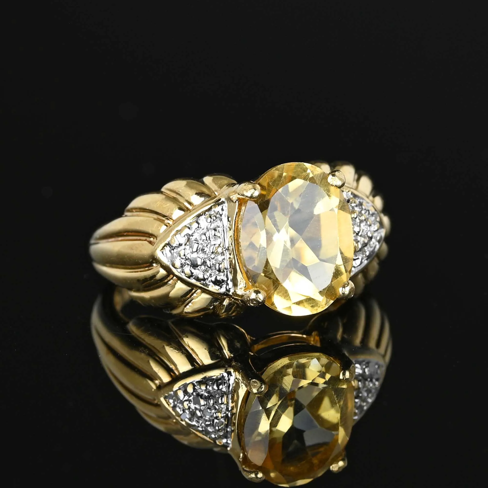 Vintage 14K Gold Illusion Set Diamond Citrine Ring