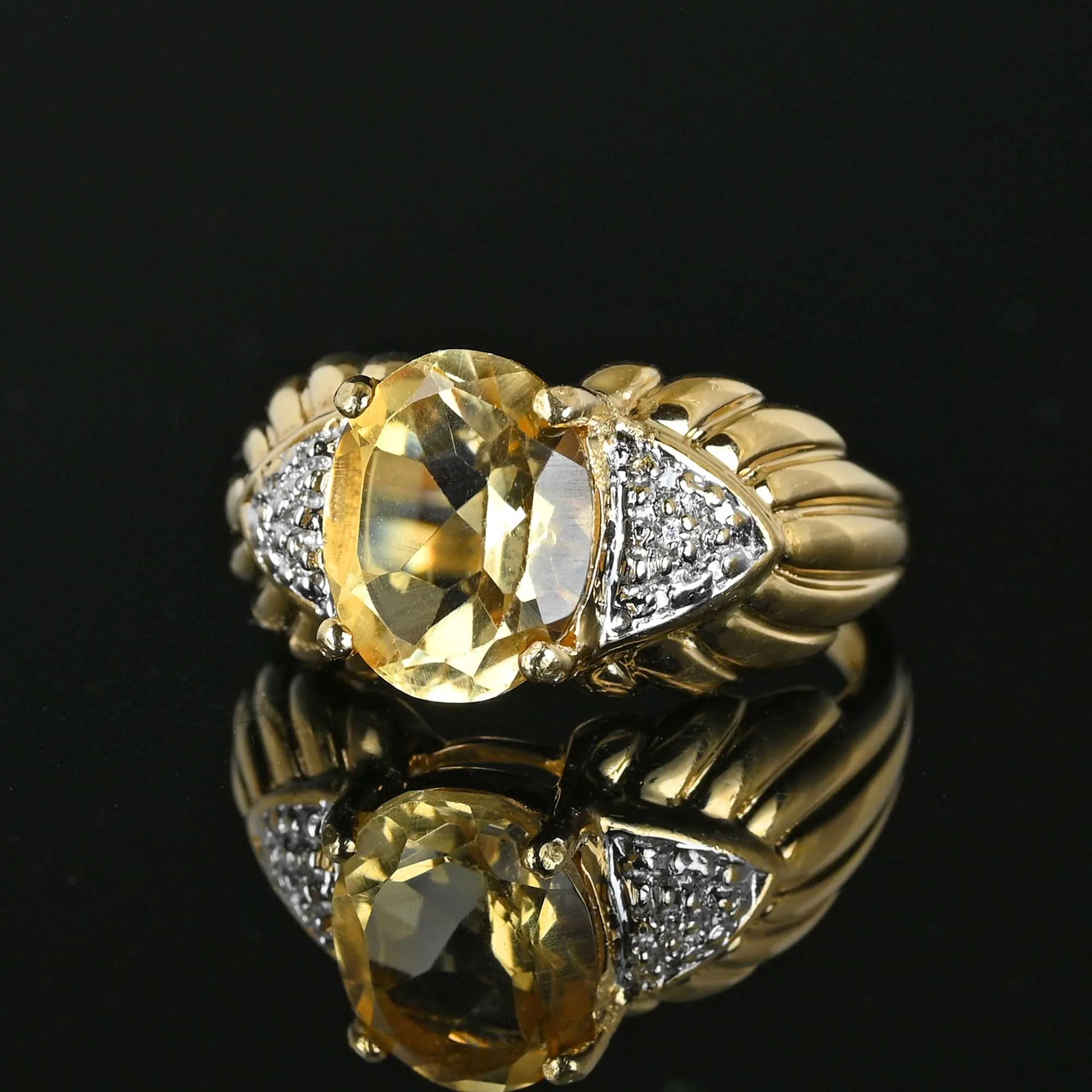 Vintage 14K Gold Illusion Set Diamond Citrine Ring